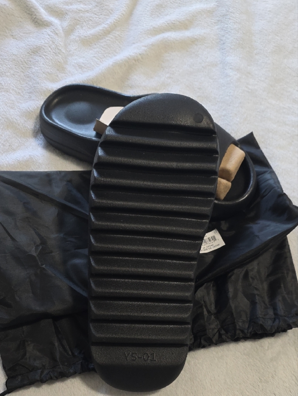 Yeezy Black Slide Sandals with Contoured Footbed - Picture 2 of 3